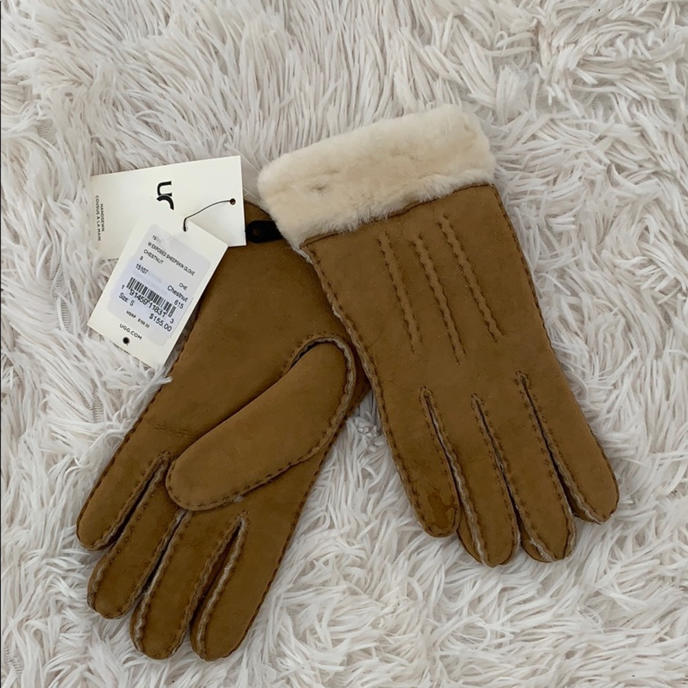 UGG Classic Tasman women’s sheepskin glove - Picture 2 of 5